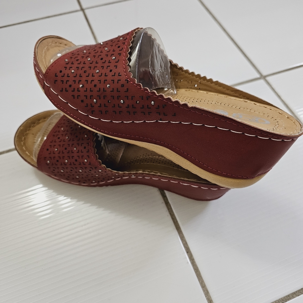 Sandals Slip ons